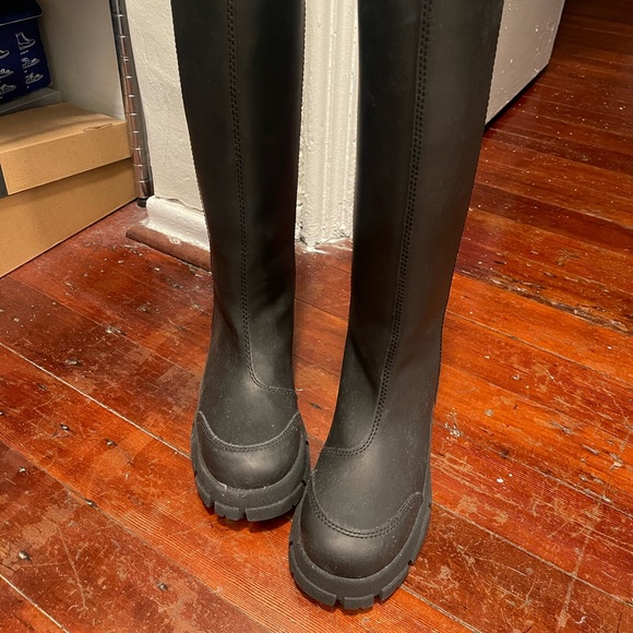 COS Rain boots rubber - Picture 2 of 4